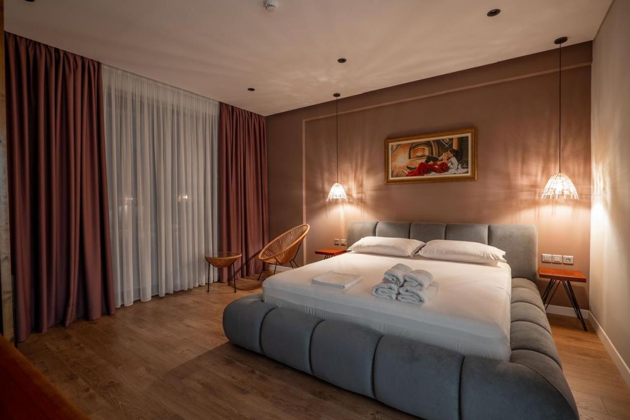 Juer Hotel Bajkaj Exterior photo
