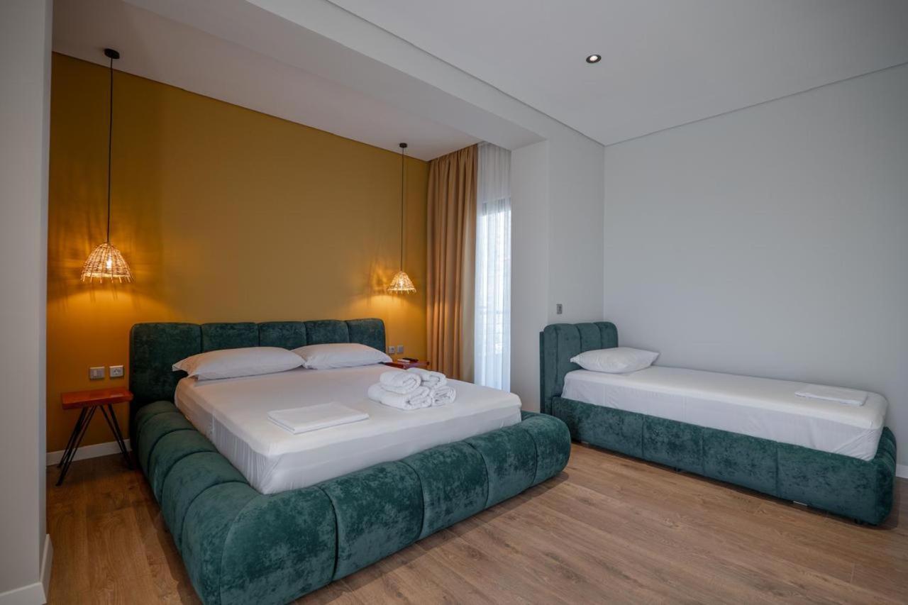 Juer Hotel Bajkaj Exterior photo